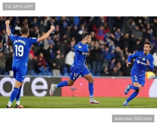 格林伍德技术特点析：双脚均衡+欧洲步突破